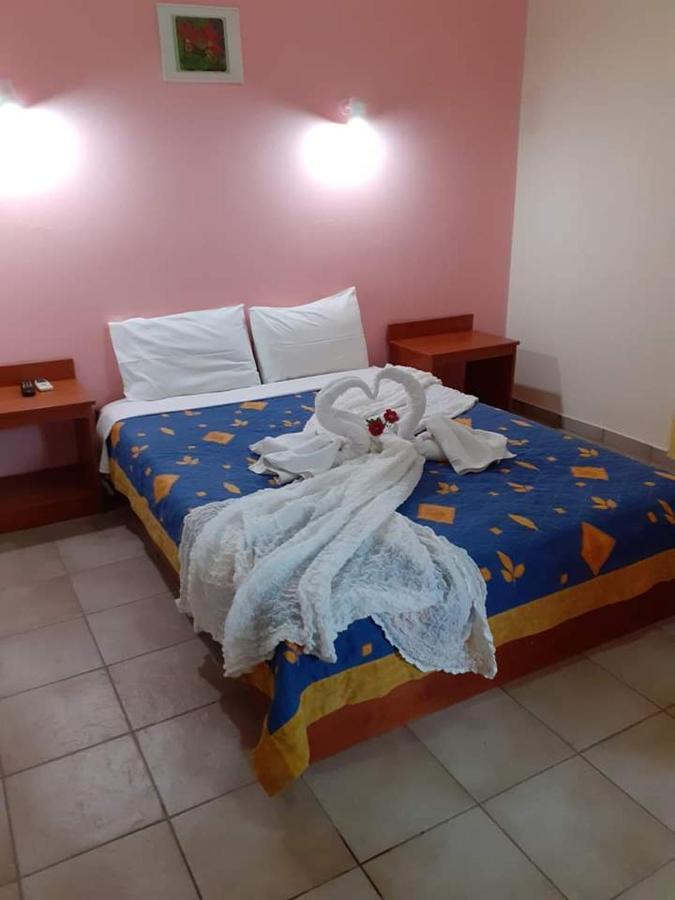 Pantheon Hotel Kamena Vourla Ngoại thất bức ảnh
